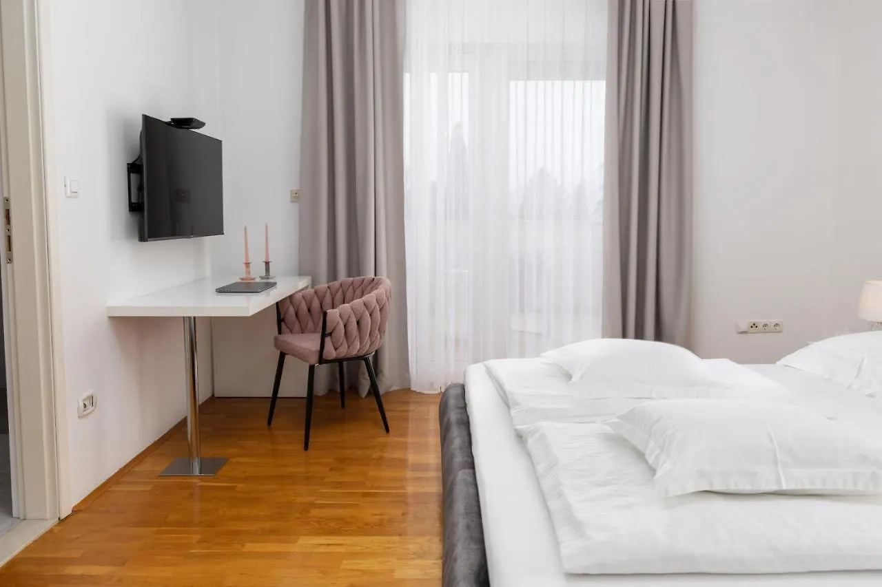 Luxury Apartments Villa Klara Split Bed & Breakfast