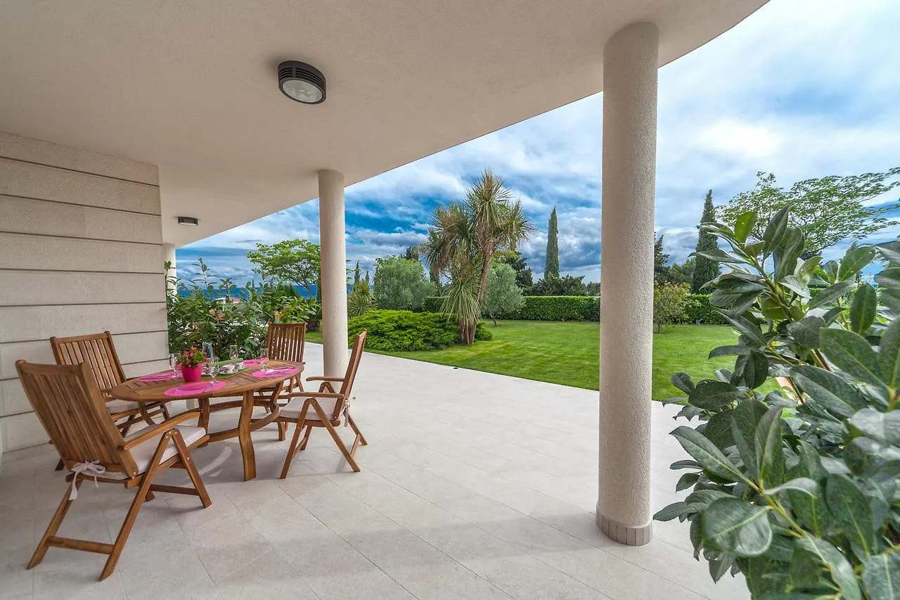 Luxury Apartments Villa Klara Split Bed & Breakfast